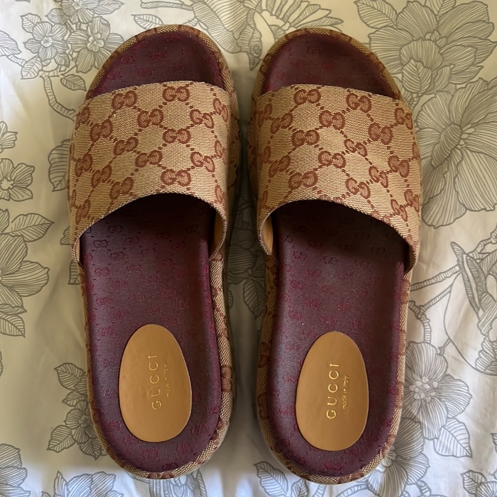 Gucci Slides